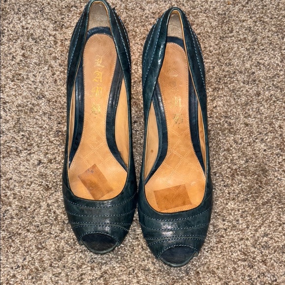L.A.M.B. Shoes - L.A.M.B. Gwen Stefani lamb aqua color size 10 heels